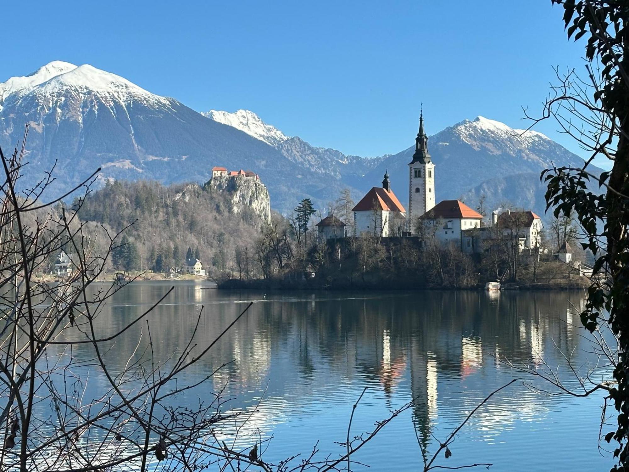 Kalan Boutique Stay Zirovnica Exteriér fotografie